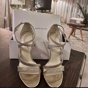 Brand brew Karen Millen gold shoes size 38